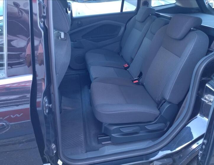 Ford Grand C-MAX 15