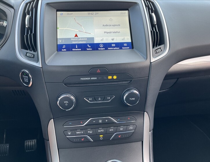 Ford Galaxy 26