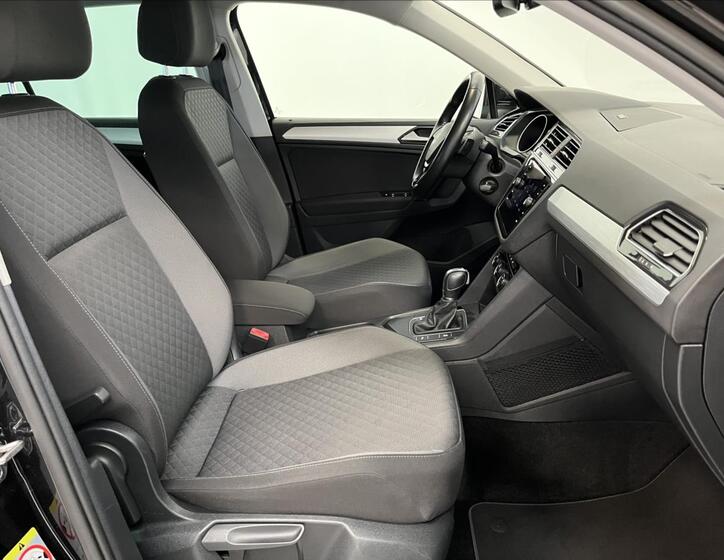 Volkswagen Tiguan 23