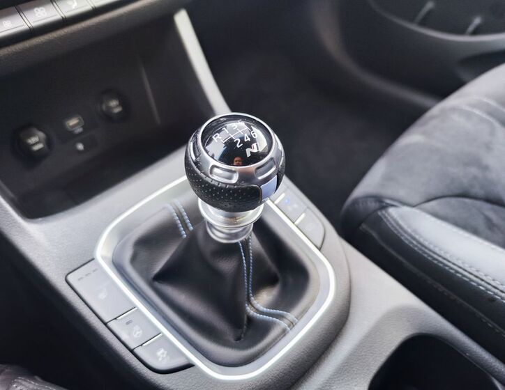 Hyundai i30 25