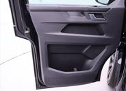 Volkswagen Multivan 11