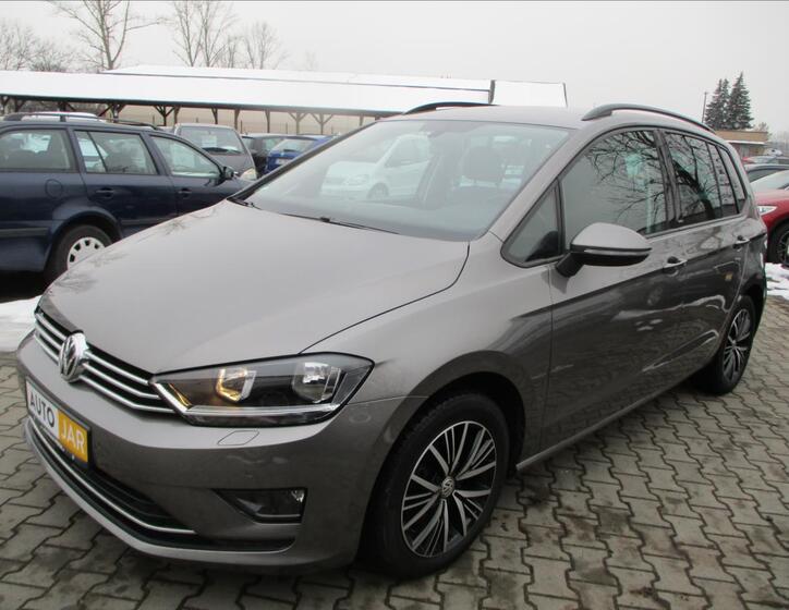 Volkswagen Golf Sportsvan 2