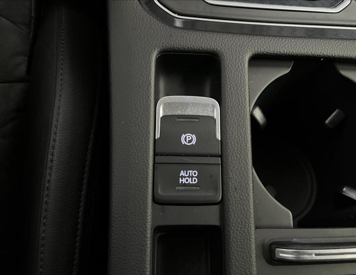 Volkswagen Passat 18