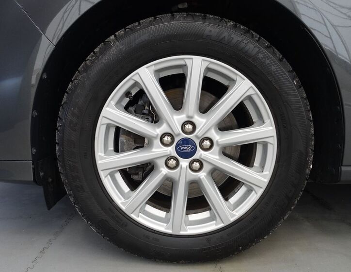 Ford S-MAX 33