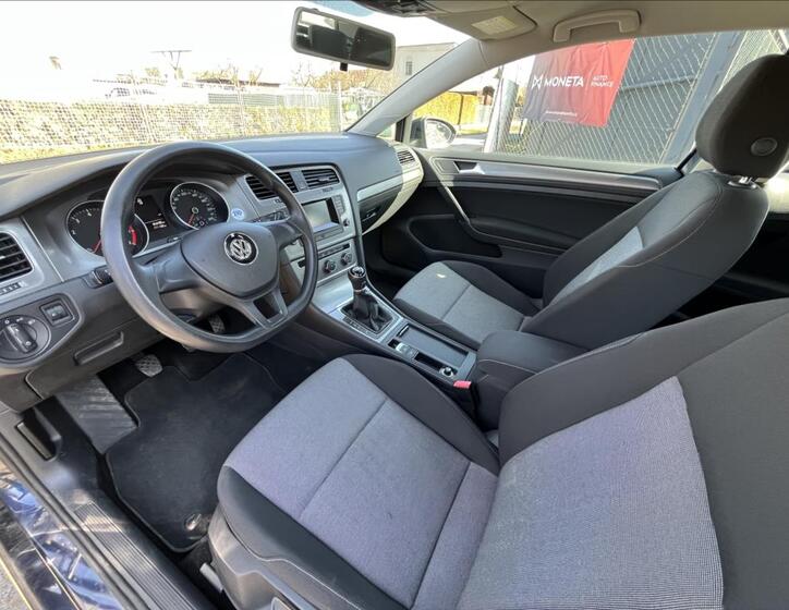 Volkswagen Golf 14