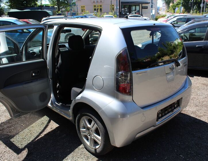 Daihatsu Sirion 11