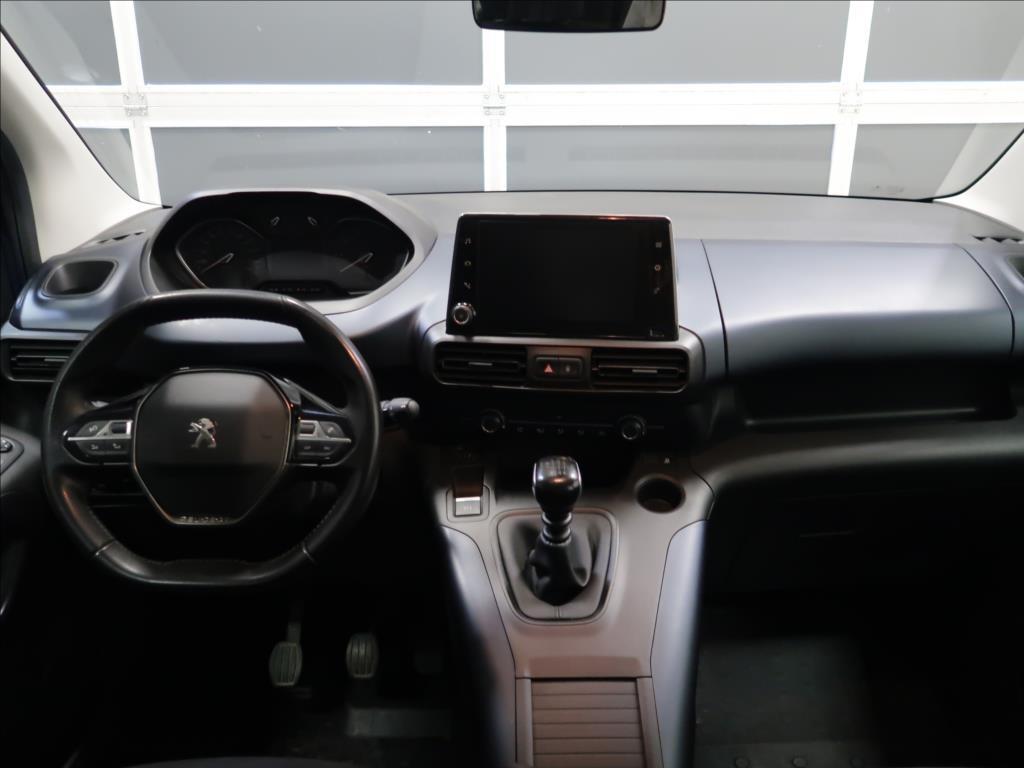 Peugeot Rifter 12
