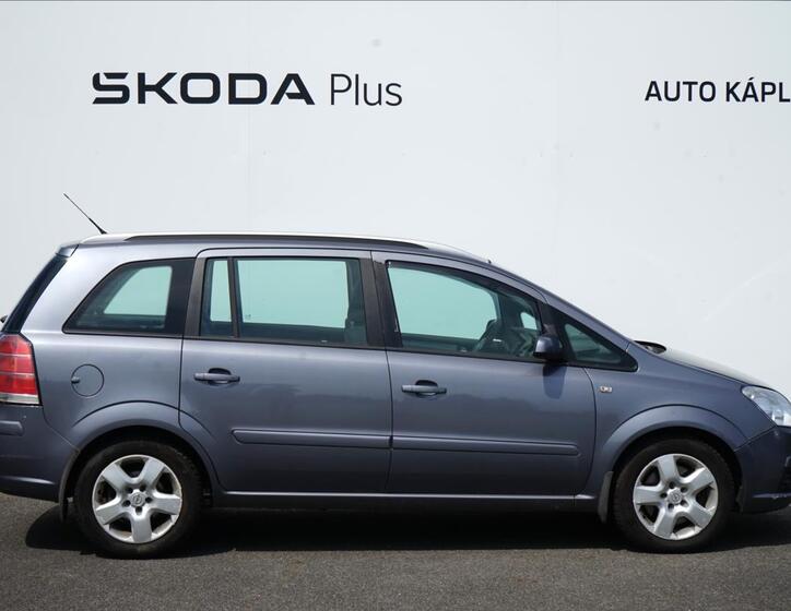 Opel Zafira 6