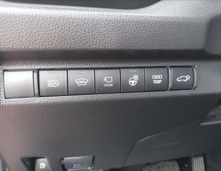 Toyota RAV4 12