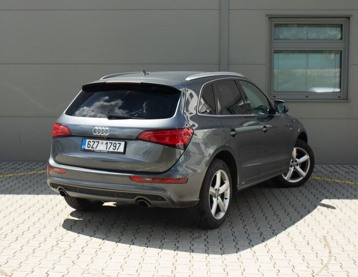 Audi Q5 5