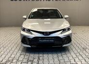 Toyota Camry 4