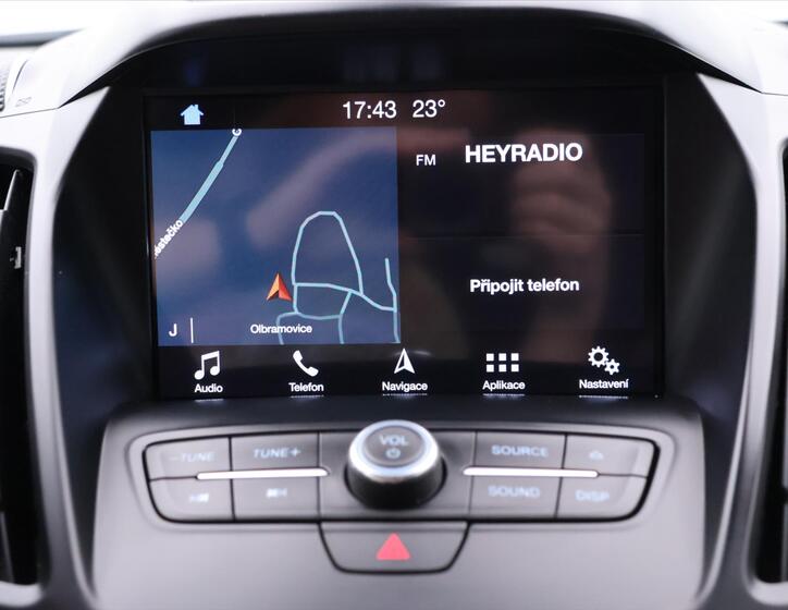 Ford Kuga 26