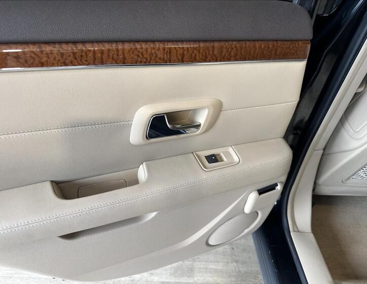 Cadillac SRX 15