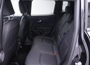 Jeep Renegade 13