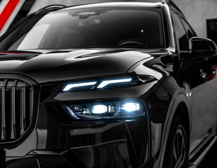 BMW X7 9