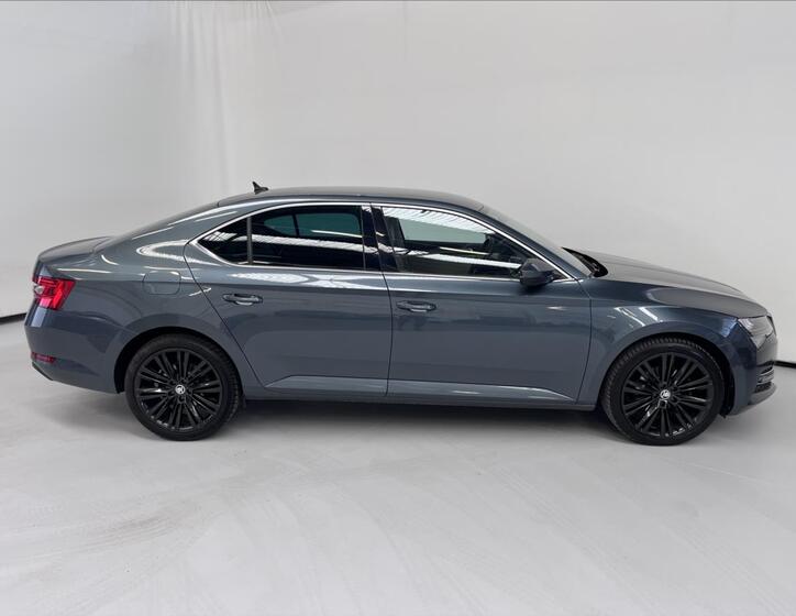 Škoda Superb 3