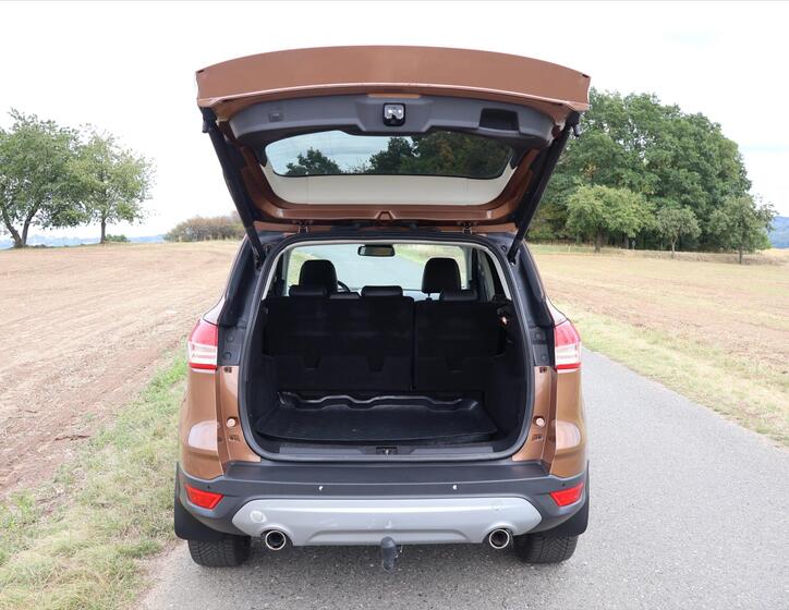 Ford Kuga 9