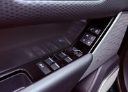 Land Rover Range Rover Velar 15