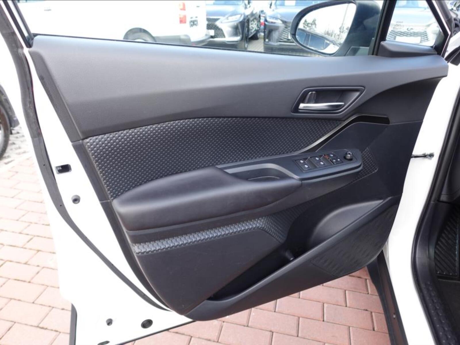 Toyota C-HR 15