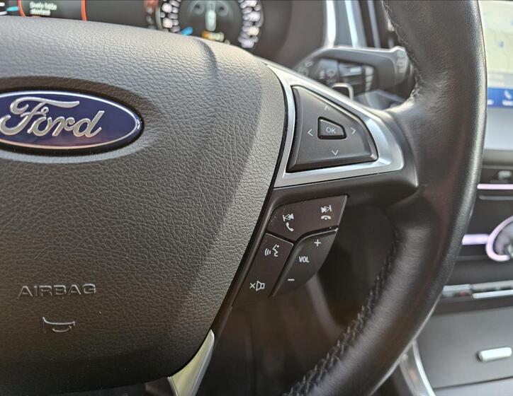 Ford S-MAX 17