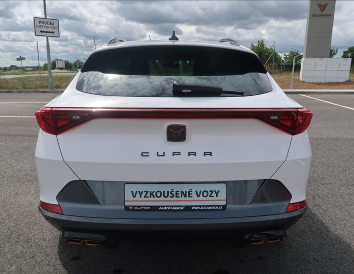 Cupra Formentor 6