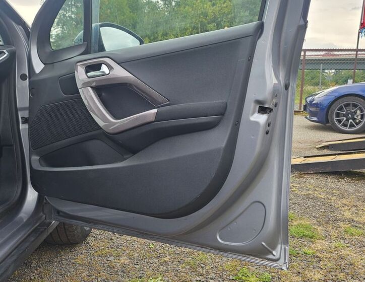 Peugeot 2008 15