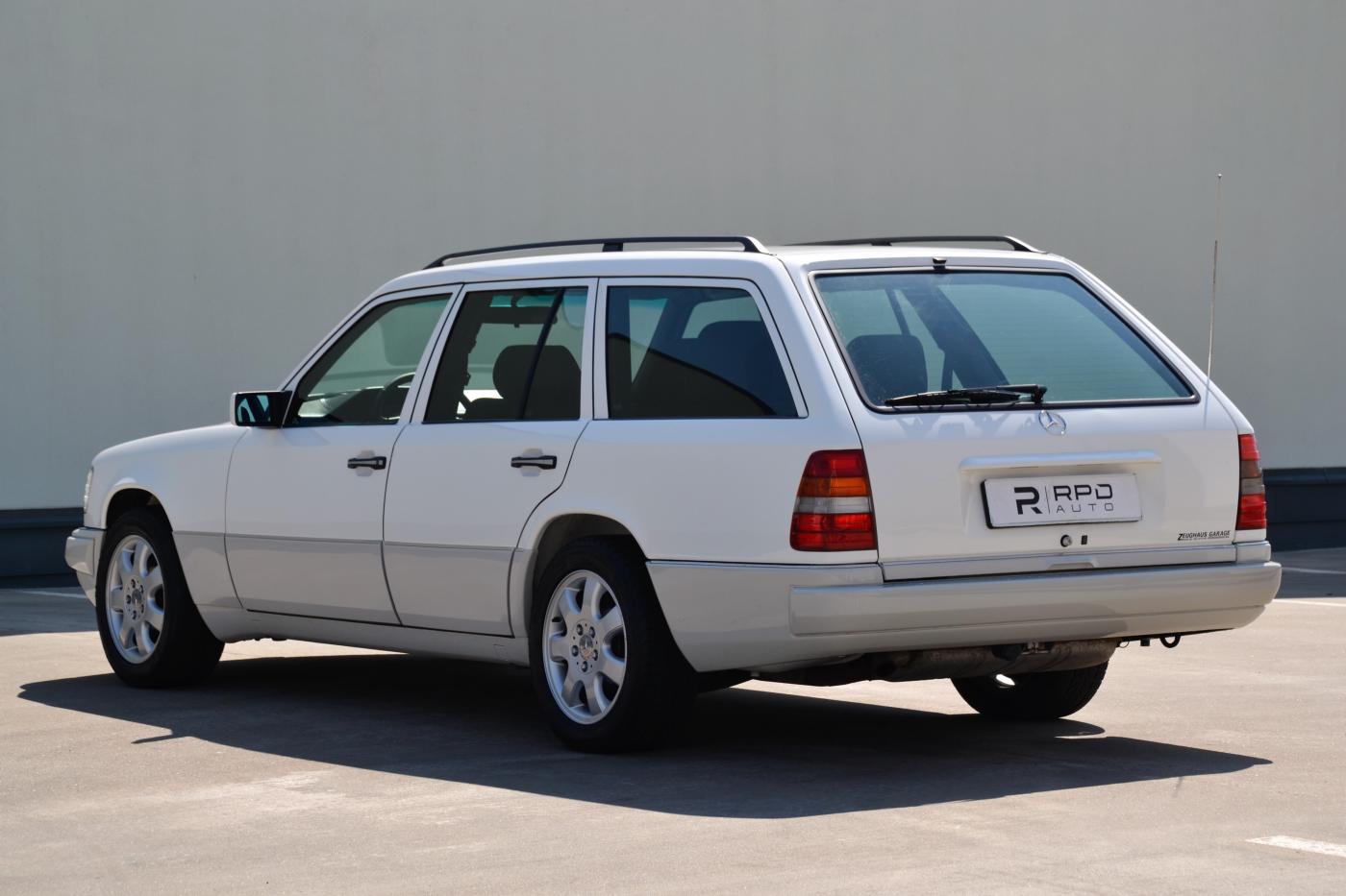 Mercedes-Benz 124