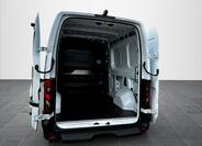Nissan Interstar 22