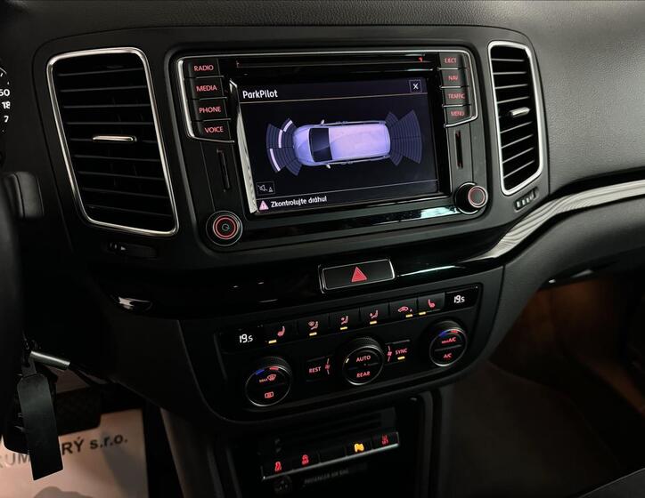 Volkswagen Sharan 26