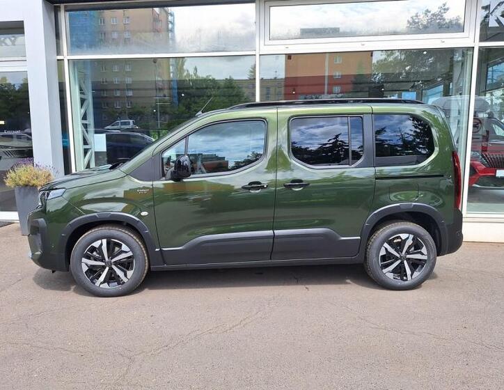 Peugeot Rifter 3