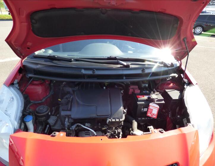 Toyota Yaris 33
