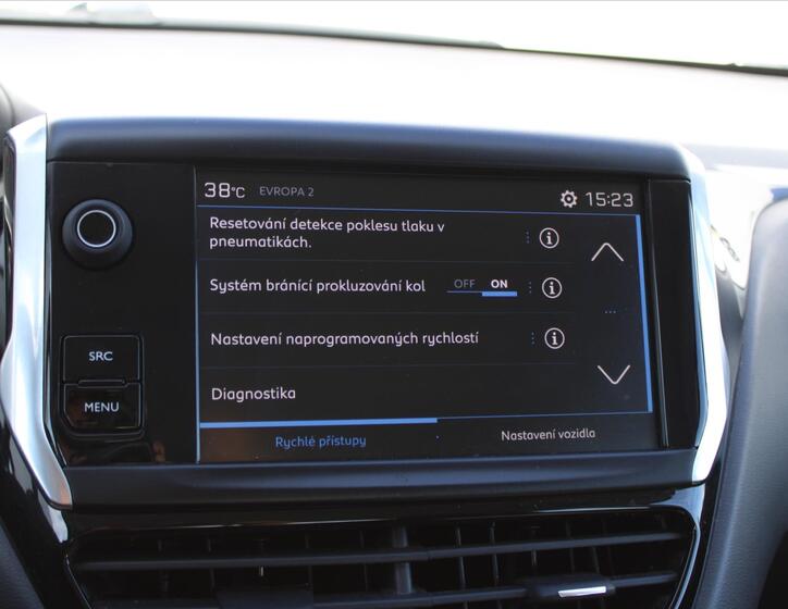 Peugeot 208 15
