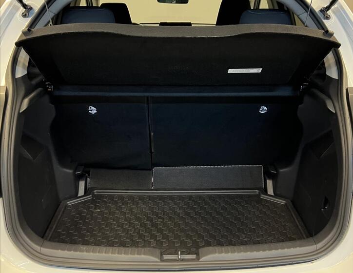 Toyota Yaris 11