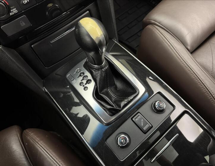 Infiniti FX30 26