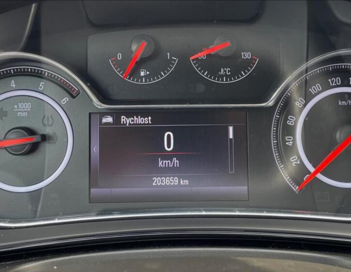 Opel Insignia 14