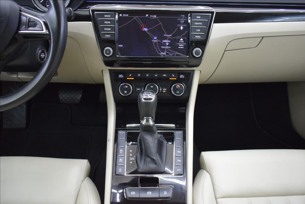 Škoda Superb