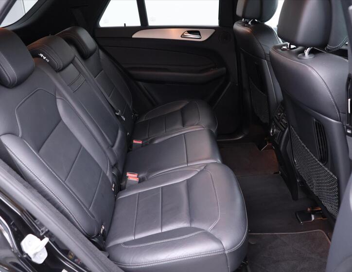 Mercedes-Benz GLE 15