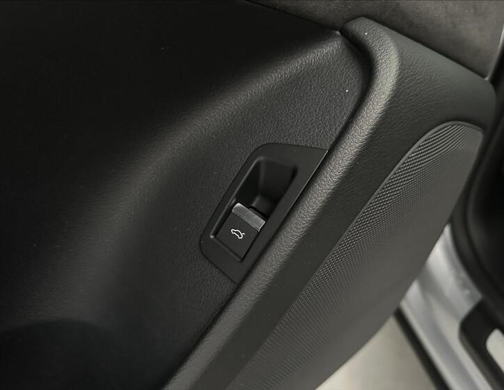 Audi SQ8 37