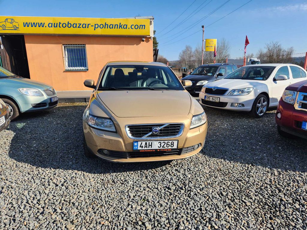 Volvo S40