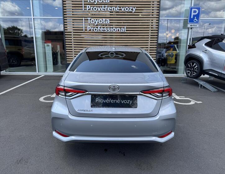 Toyota Corolla 14