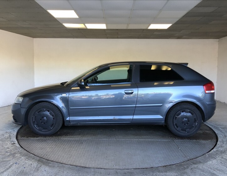 Audi A3 4