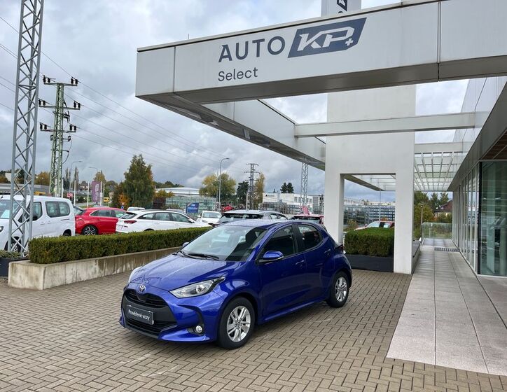 Toyota Yaris 1