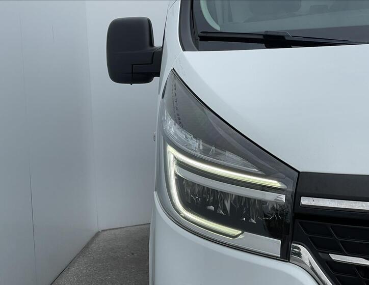 Renault Trafic 16