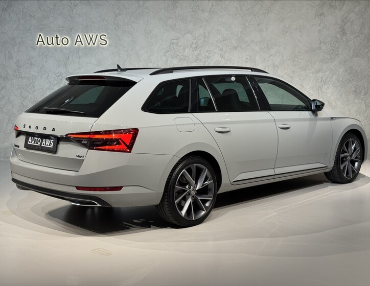 Škoda Superb 8