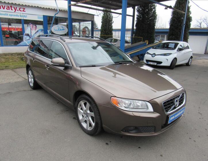 Volvo V70 3