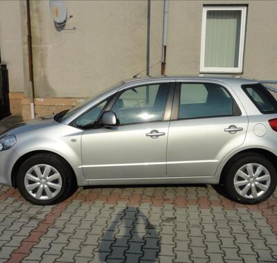 Suzuki SX4 9