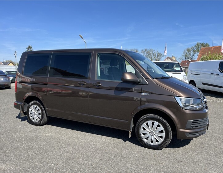 Volkswagen Caravelle 3