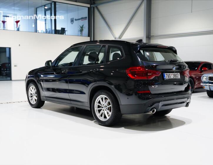 BMW X3 7