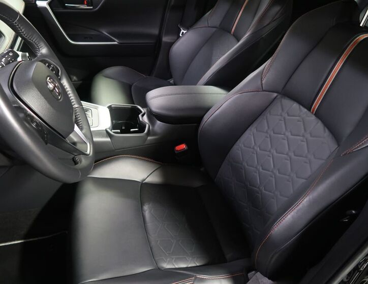 Toyota RAV4 9