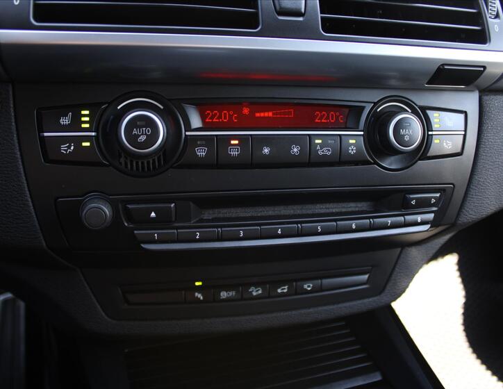 BMW X5 24